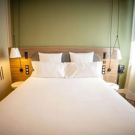 Novotel Normandie Hotel 4*