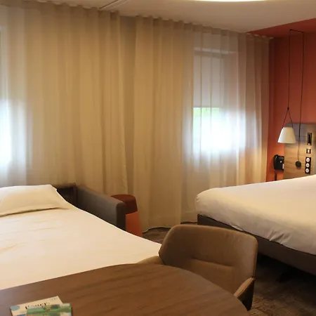 Hotel Novotel Normandie 4*