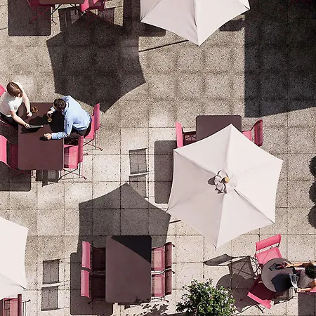 Отель Novotel Normandie 4*