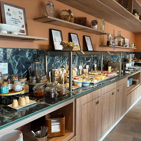 Novotel Normandie Отель 4*