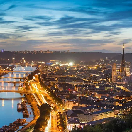 فندق Novotel Normandie 4*