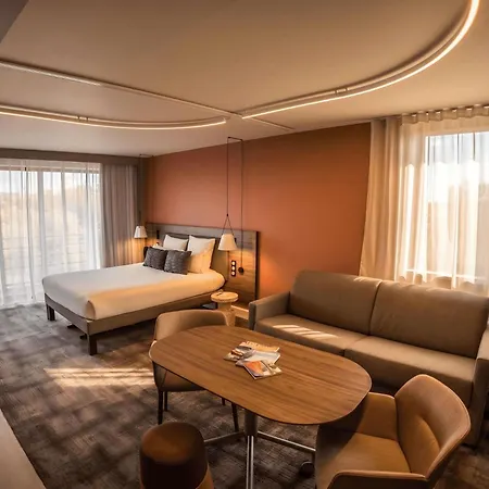 فندق Novotel Normandie روان