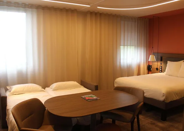 Novotel Normandie Hotel 4*